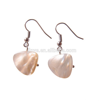 Boucles d&#39;oreilles de coquille plate blanche de conceptions simples de mode, boucles d&#39;oreille de coquille de plage, boucles d&#39;oreille de coquille de Boho